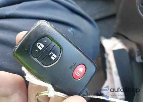 2013 Toyota Prius Two z USA, uszkodzony, nr VIN JTDKN3DU4D0344722